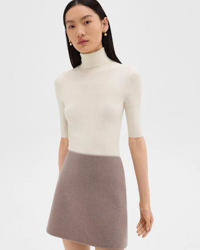 Sweaters Cardigans Women Theory Leenda ShortSleeve Turtleneck In Regal Wool New Ivory