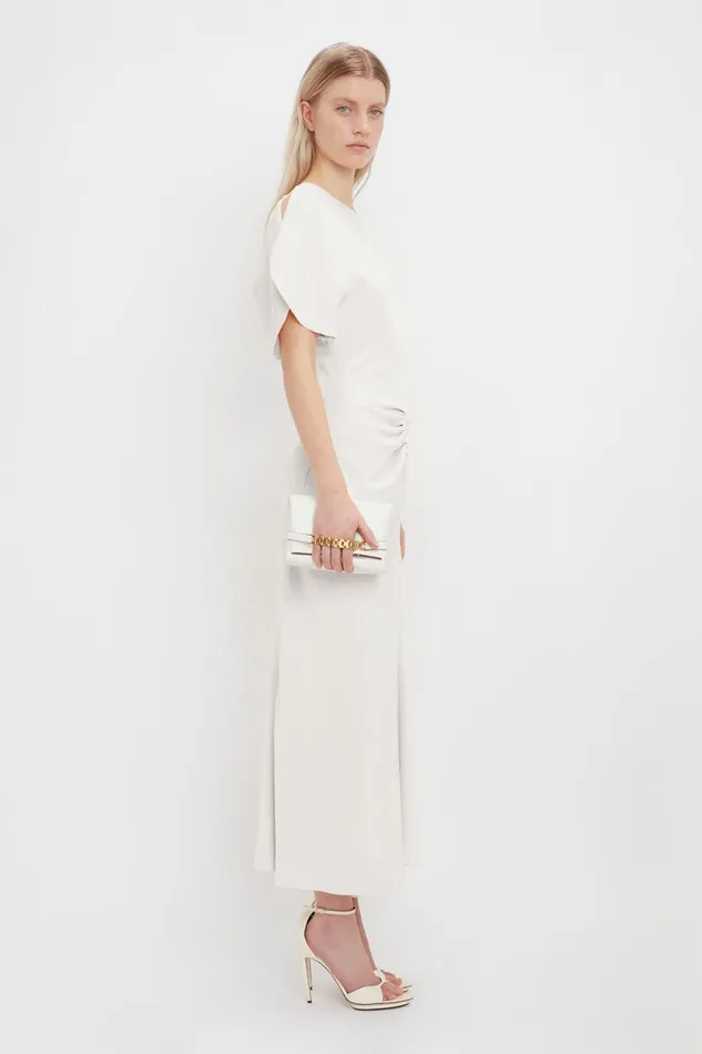 The Chain Pouch Women Victoria Beckham Mini Chain Pouch In White Leather