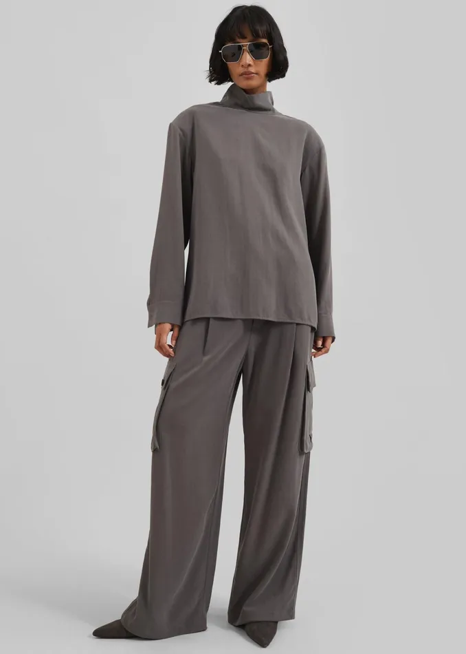 The Frankie Shop Bottoms Nyro Cargo Pants 8211 Charcoal 8211 Women