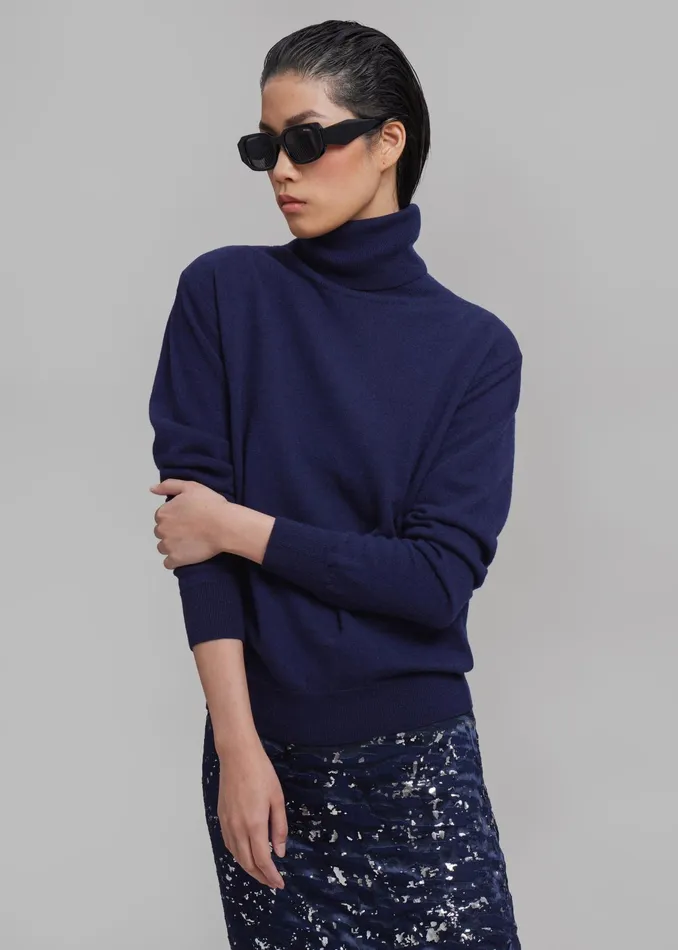 The Frankie Shop Knitwear Ines Thin Padded Turtleneck 8211 Navy 8211 Women
