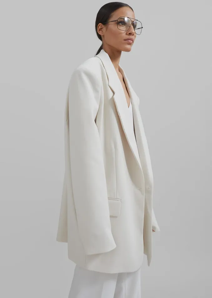 The Frankie Shop Outerwear Billie Oversized Blazer 8211 Cream 8211 Women
