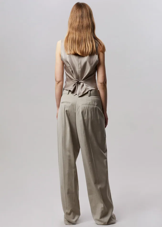 The Frankie Shop Outerwear Gelso Waistcoat 8211 Light Taupe Melange 8211 Women