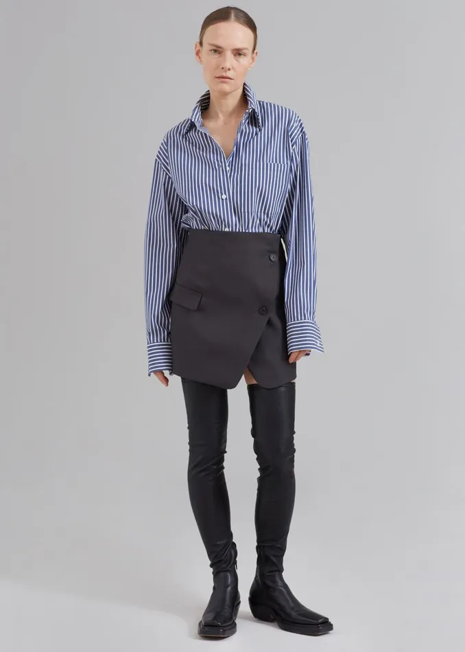 The Frankie Shop Tops Lui Thin Stripe Shirt 8211 Navy Stripe 8211 Women