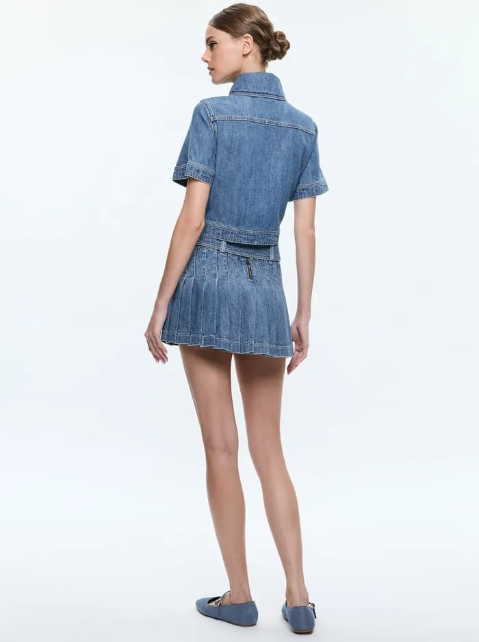 Tops Women Alice Olivia Tesha Denim Button Down Avery Blue