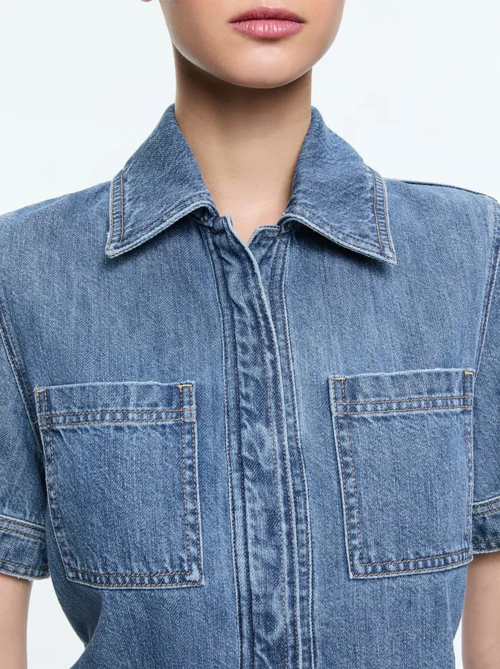 Tops Women Alice Olivia Tesha Denim Button Down Avery Blue
