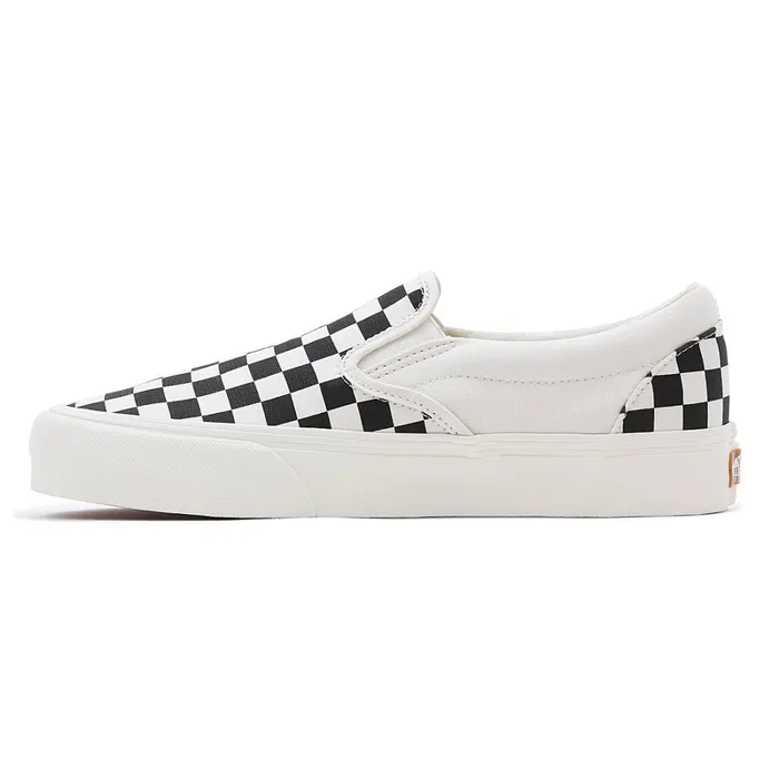 Vans Classics Men SlipOn VR3 Shoes Black