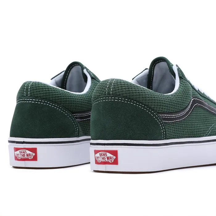 Vans Classics Women ComfyCush Old Skool Shoes Green