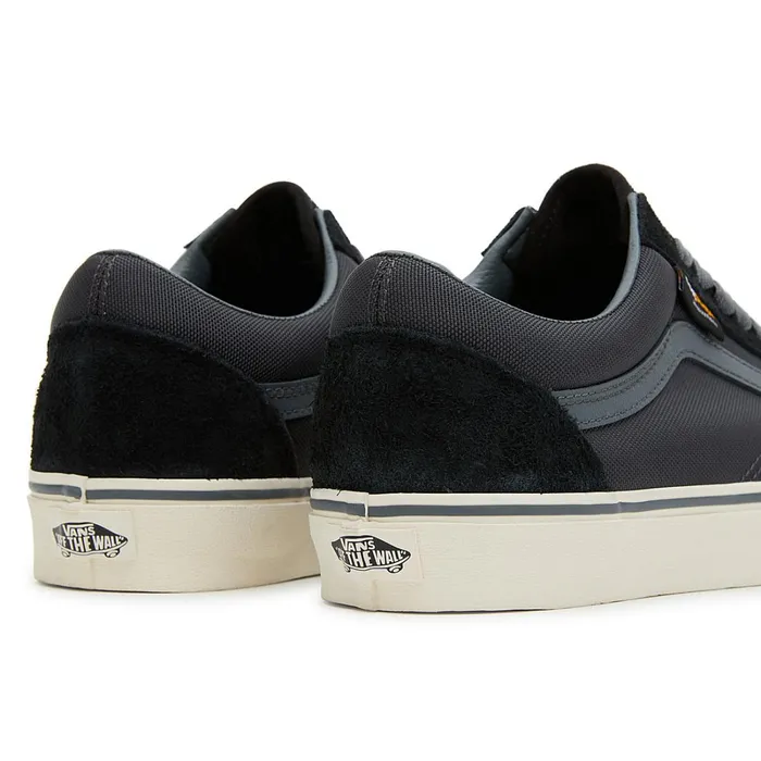 Vans Classics Women Cordura Old Skool Shoes Black