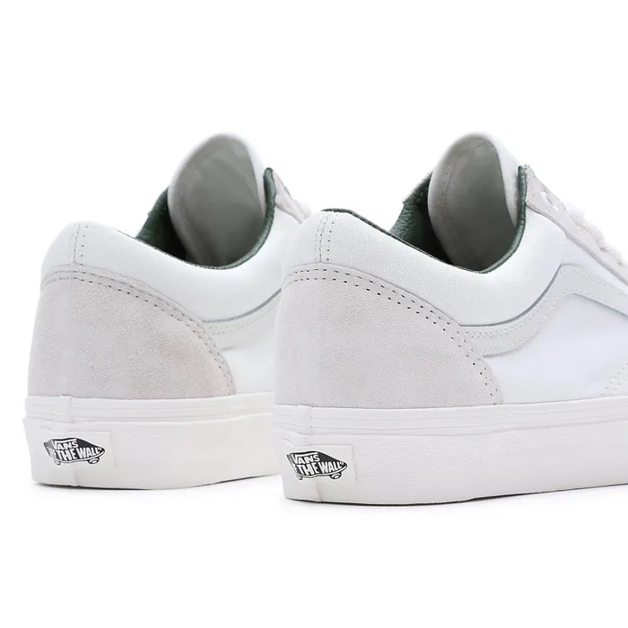 Vans Classics Women Oversized Laces Old Skool Shoes White