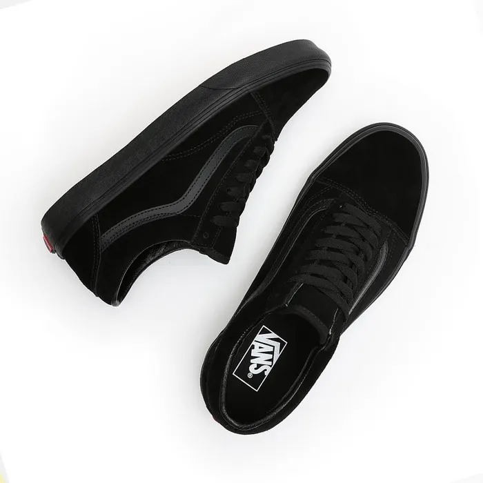 Vans Classics Women Suede Old Skool Shoes Black