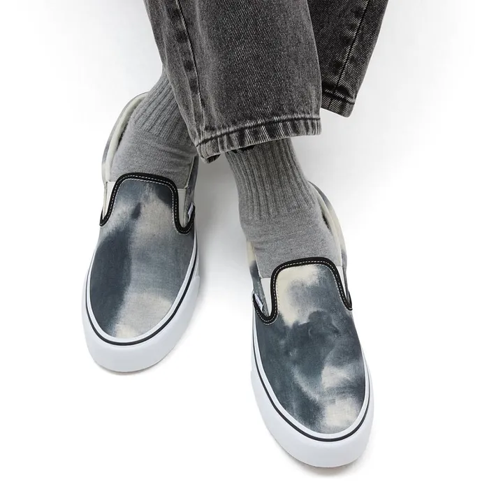 Vans Slipon Shoes Women Bleach Wash SlipOn VR3 Shoes Black