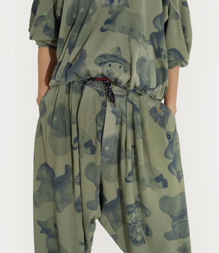 Vivienne Westwood Trousers And Shorts Men Balloon Sweatpants Green Dyed Figurine
