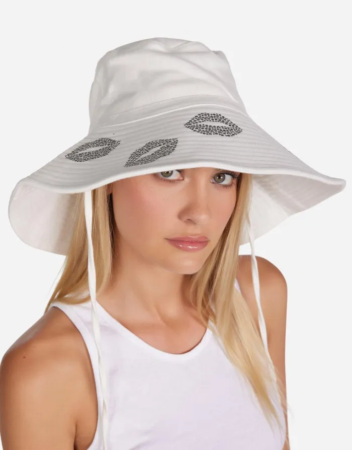 Women039s Adina Stud Kisses White Lauren Moshi Hats