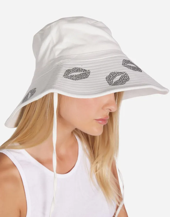 Women039s Adina Stud Kisses White Lauren Moshi Hats