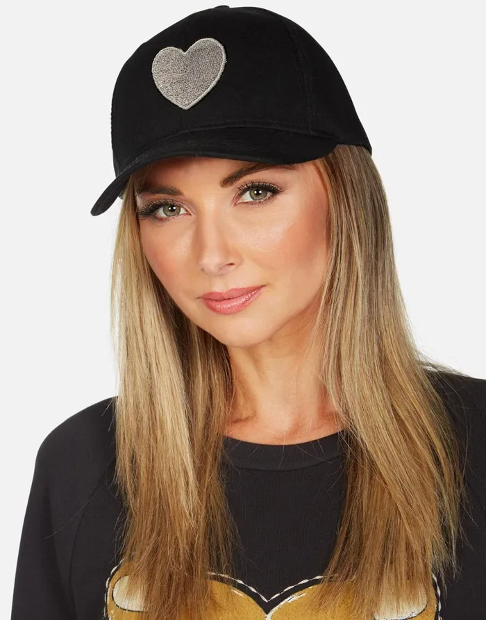 Women039s Bay Silver Heart Black Lauren Moshi Hats