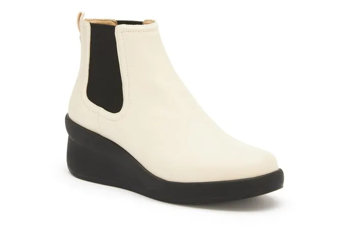 Women ABEO Footwear Boots Passage Chelsea Off White