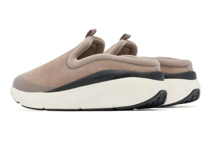 Women ABEO Footwear Clogs MXV Shift Clog Beige