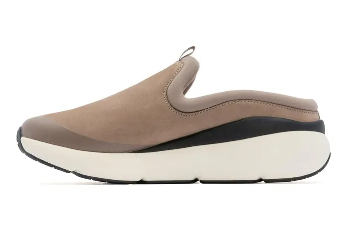 Women ABEO Footwear Clogs MXV Shift Clog Beige