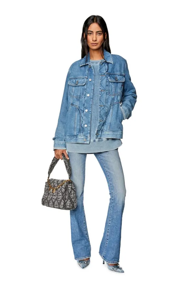 Women Bootcut And Flare Jeans 1969 DEbbey 09g70 Light Blue Diesel Bootcut And Flare Women Bootcut And Flare Jeans 1969 DEbbey 09g70 Light Blue Diesel Bootcut And Flare