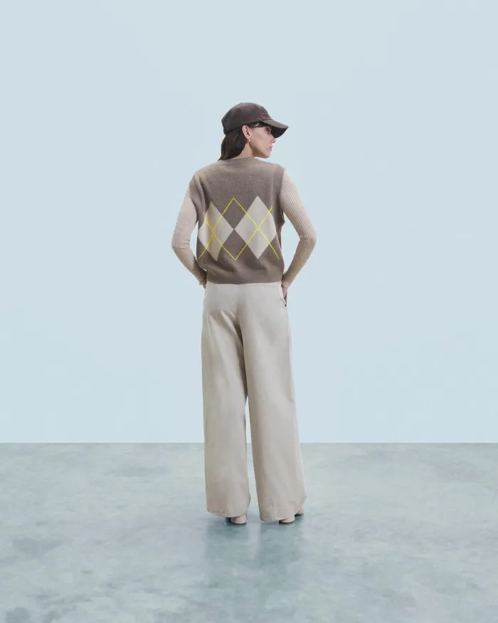 Women Cashmere Sweaters From Future Diamond Pattern Sleeveless Sweater Taupe
