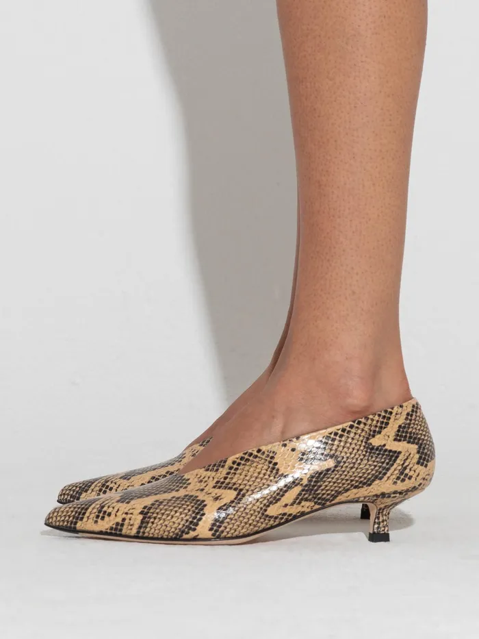 Women Clara SnakeEffect Leather Pumps Aeyde Pumps