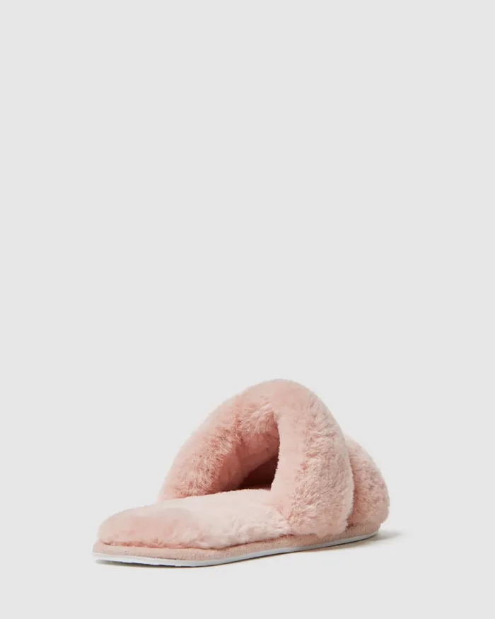 Women FLUFFY PINK Slippers NOVO Shoes Women FLUFFY PINK Slippers NOVO Shoes