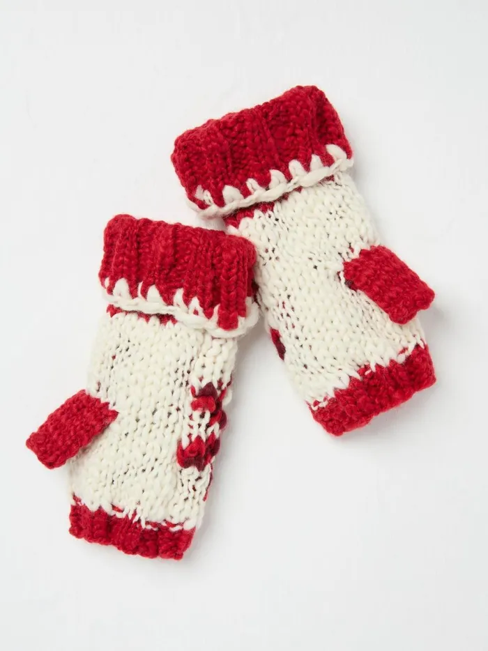 Women Gloves Fat Face Red Snowflake Cuffs Women Gloves Fat Face Red Snowflake Cuffs