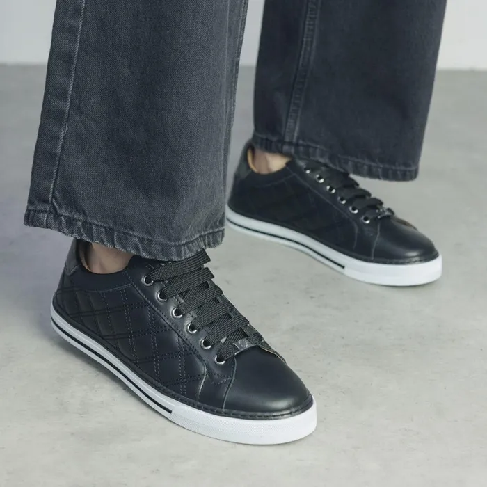 Women Moda In Pelle Casual Trainers Arzon Black Leather