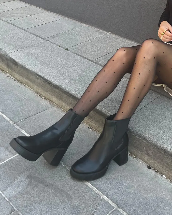 Women Platform Boots NOVO Shoes KAILANI BLACK