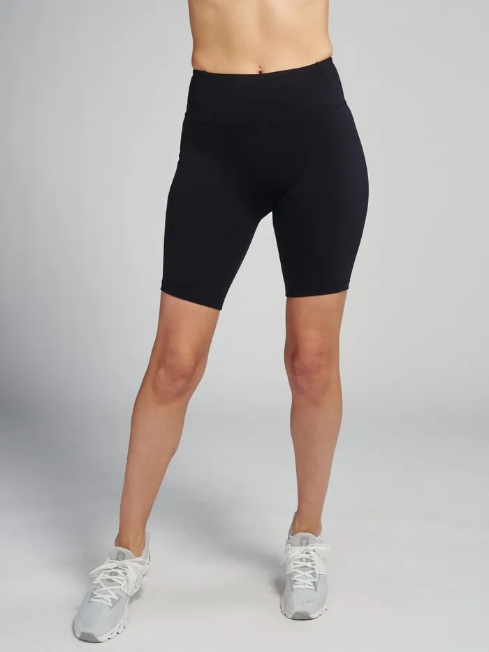 Yoga Studio Women Tasc Performance Sculptive Pocket Bike Short 8in