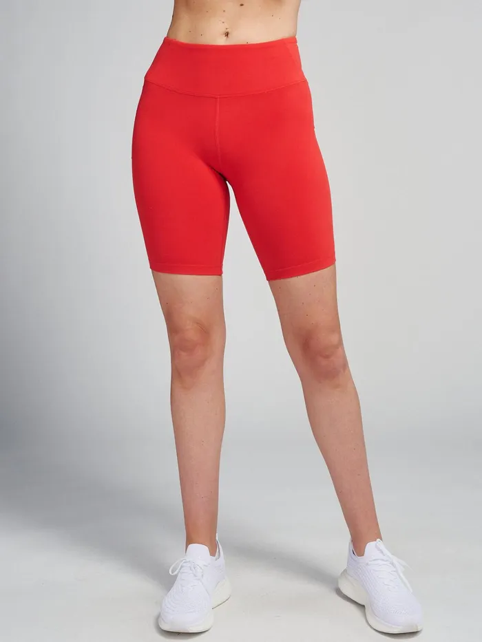 Yoga Studio Women Tasc Performance Sculptive Pocket Bike Short 8in
